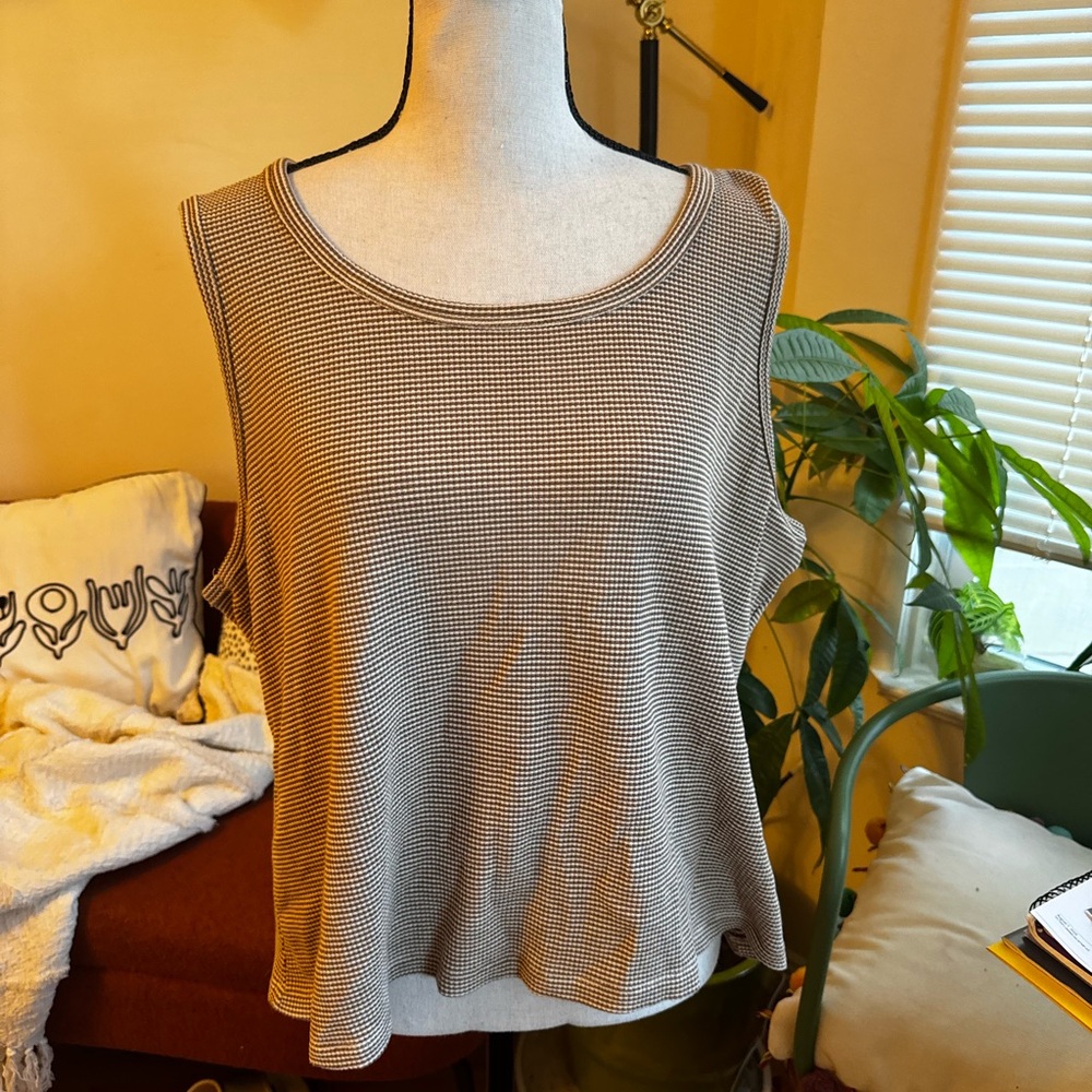 Sleeveless Striped Top - Brown